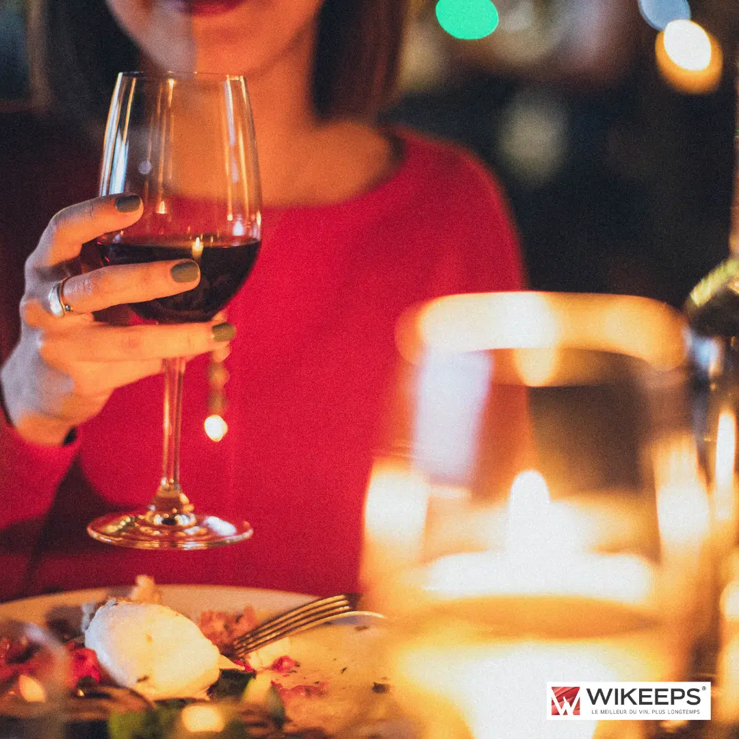 How to serve glasses of wine during your Holiday meals?