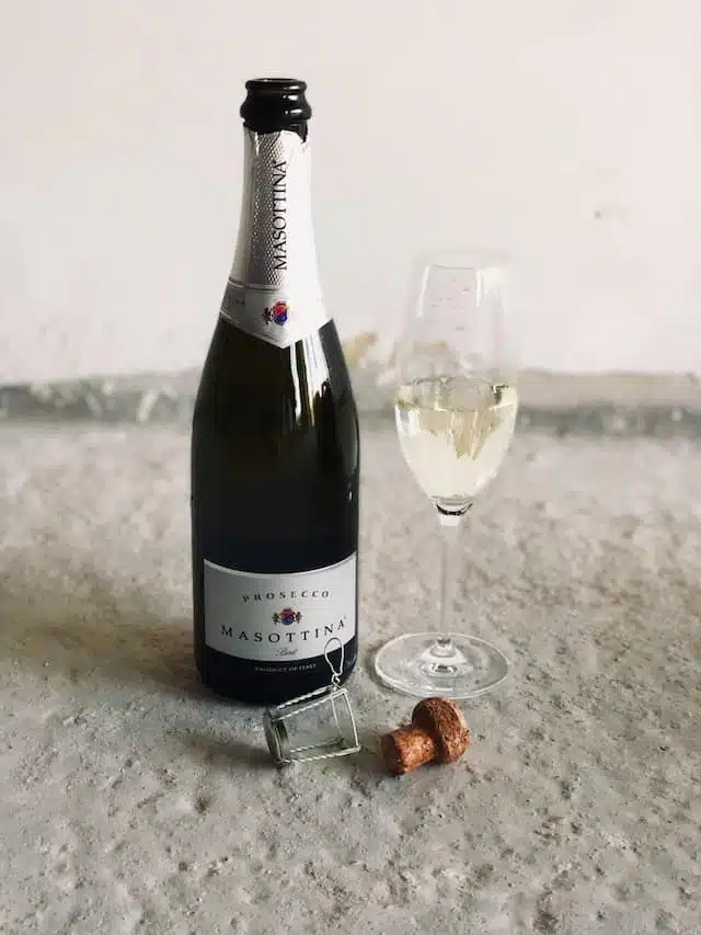 Scopri il fascino della bottiglia di Champagne